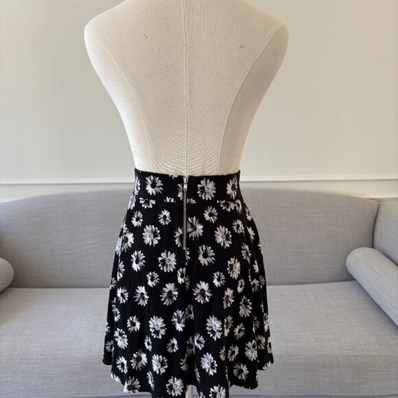 H&M Mini Skirt - Black with White Floral - Size Small - Picture 3 of 3